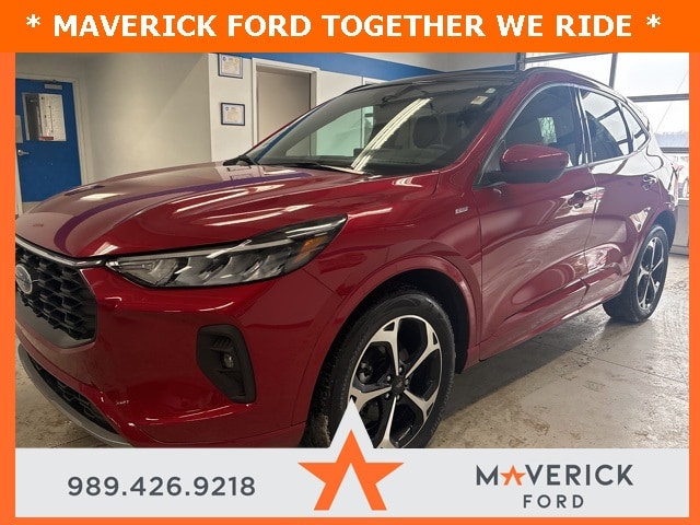 2023 Ford Escape ST-Line Select's photo