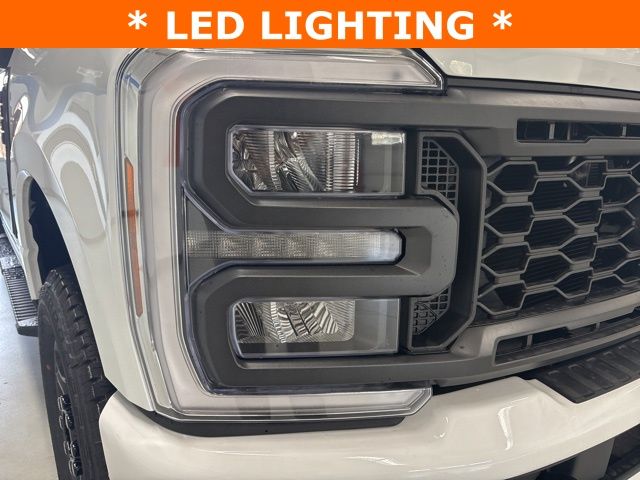 2026 Ford F-350 Super Duty XL - Photo 34
