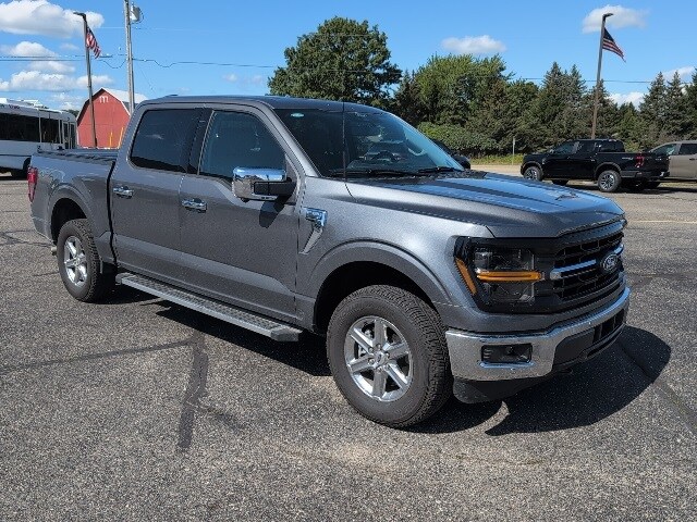 2025 Ford F-150 XLT photo 2