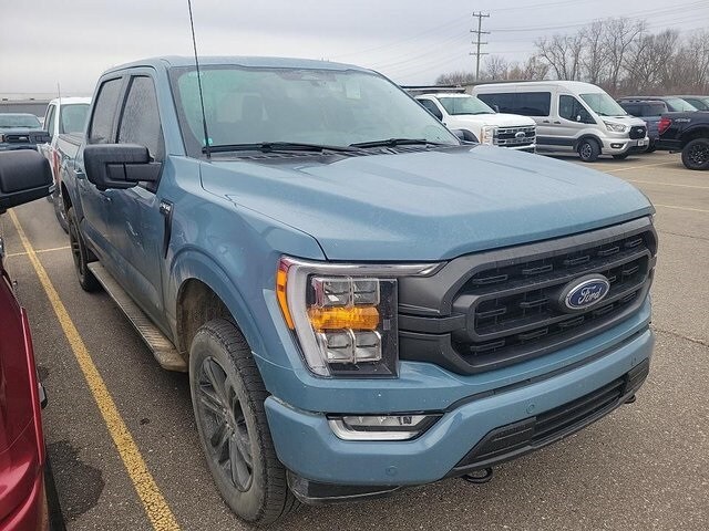 2023 Ford F-150 XLT photo 2