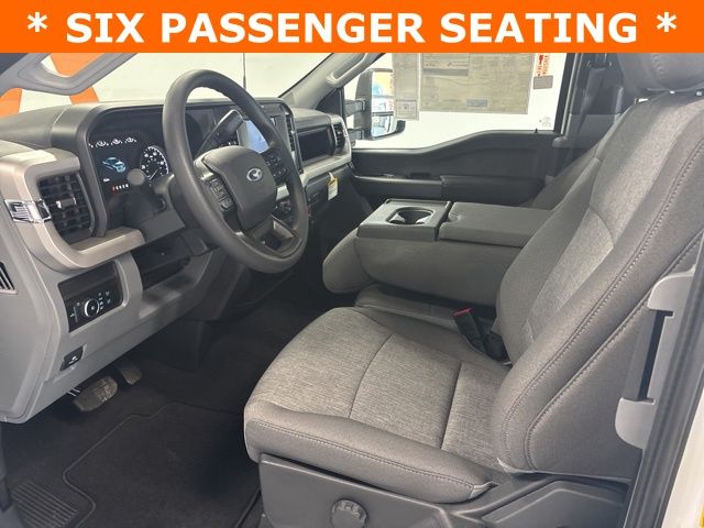2026 Ford F-350 Super Duty XL - Photo 7