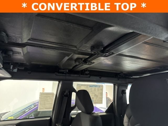 2025 Ford Bronco 4-Door Base - Photo 24