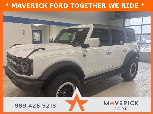 2025 Ford Bronco 4-Door Outer Banks's photo