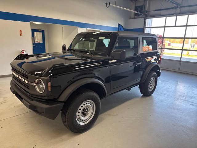 2026 Ford Bronco Base SUV