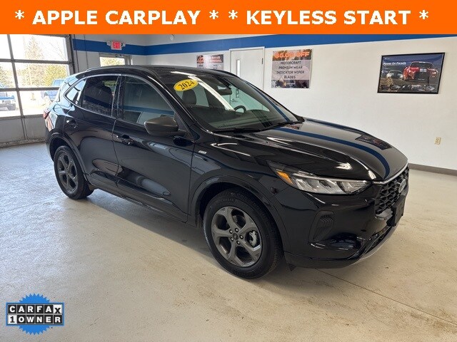 2024 Ford Escape ST-Line photo 2