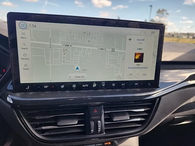 2023 Ford Escape ST-Line photo 4