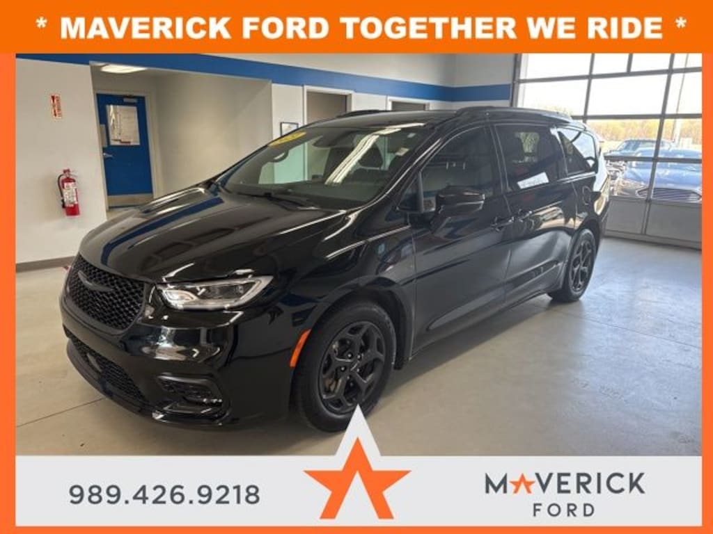 Used 2021 Chrysler Pacifica Hybrid Limited Minivan/Van