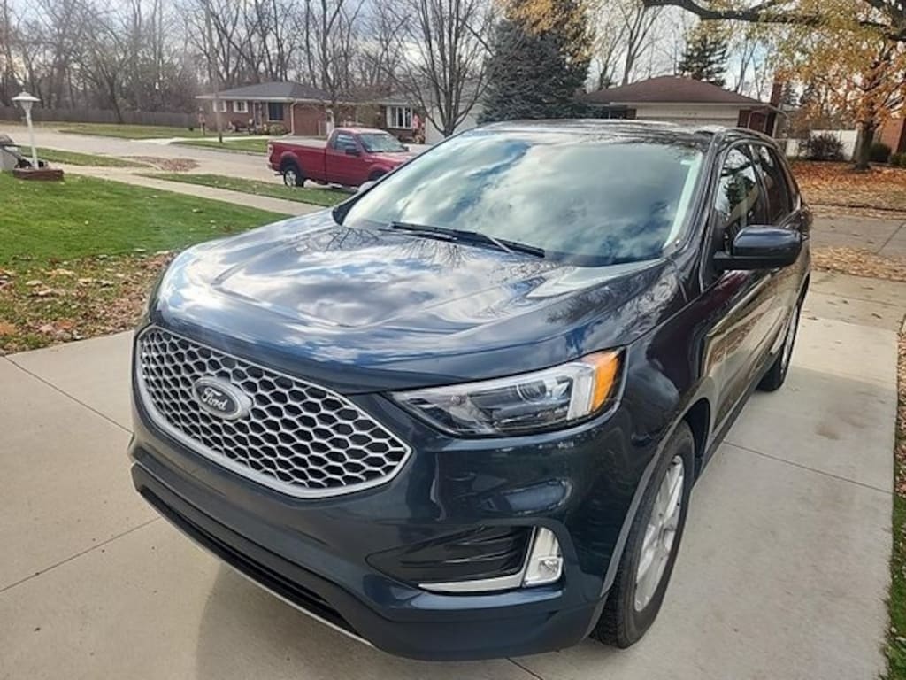 Used 2024 Ford Edge SEL SUV