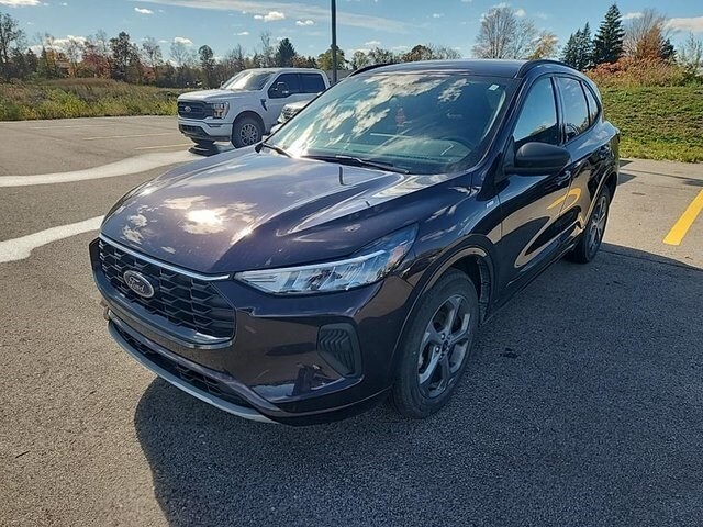 2023 Ford Escape ST-Line photo 3