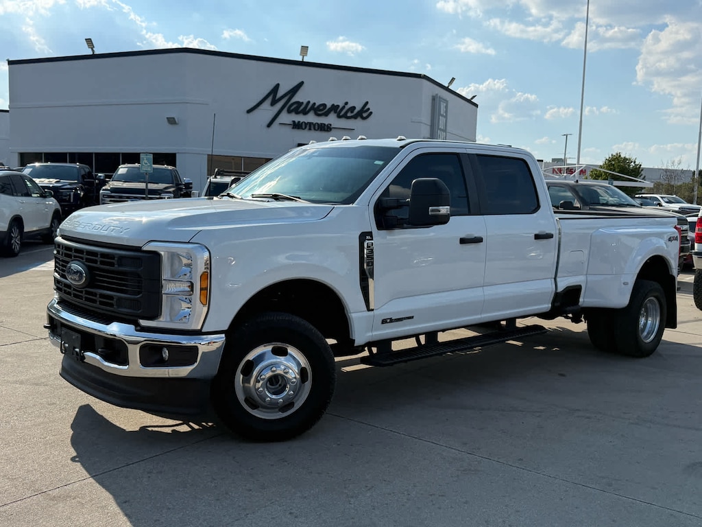 Used 2024 Ford Super Duty F-350 DRW Pickup XL 4WD Crew Cab 8 Box Truck