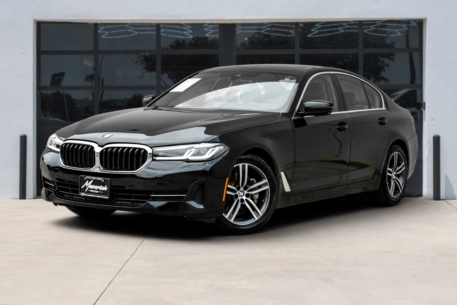 2021 BMW 5 Series 530i Sedan's photo