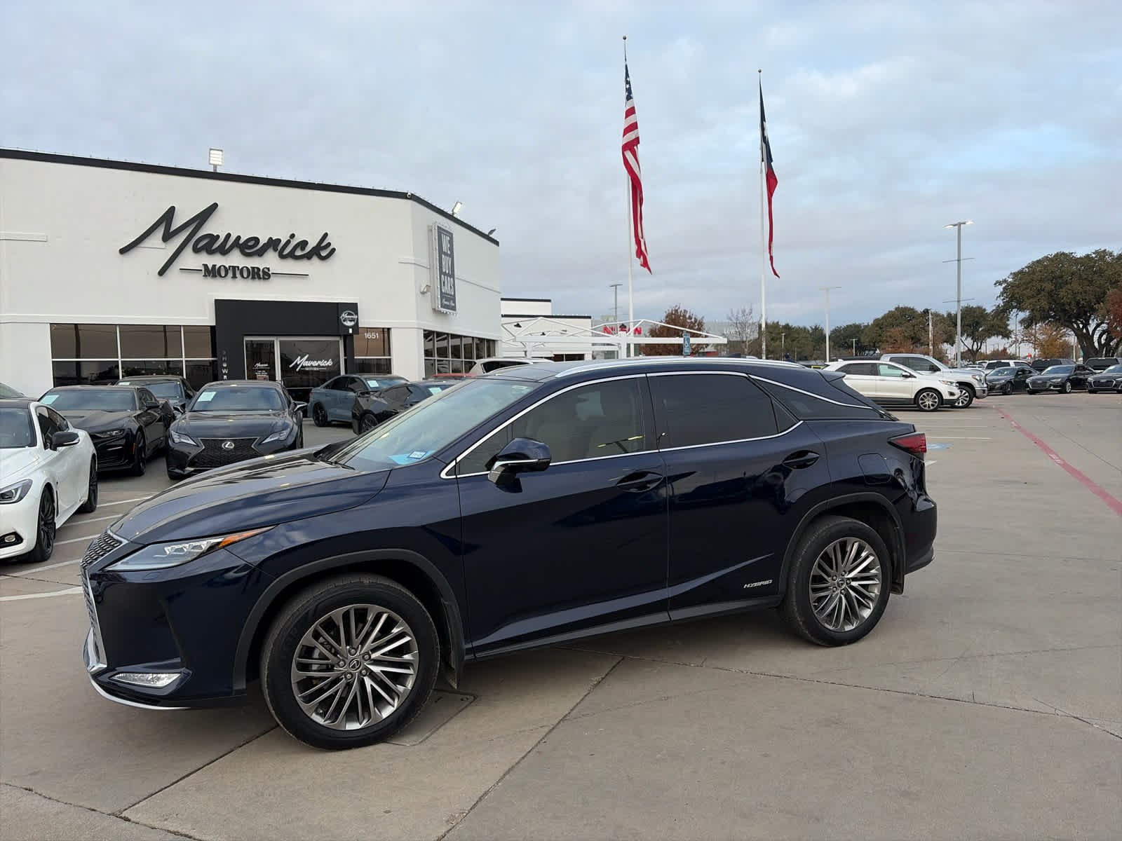 2022 Lexus RX Hybrid 450h's photo