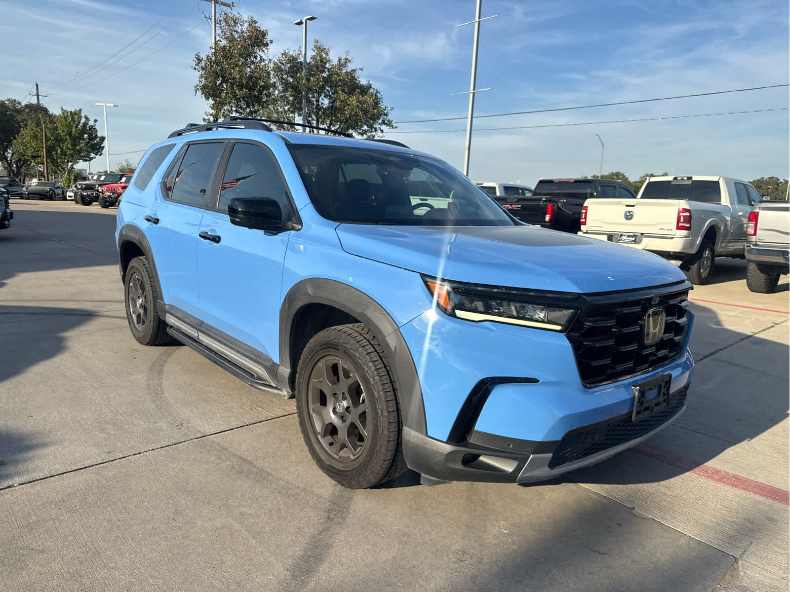 Used 2023 Honda Pilot TrailSport SUV