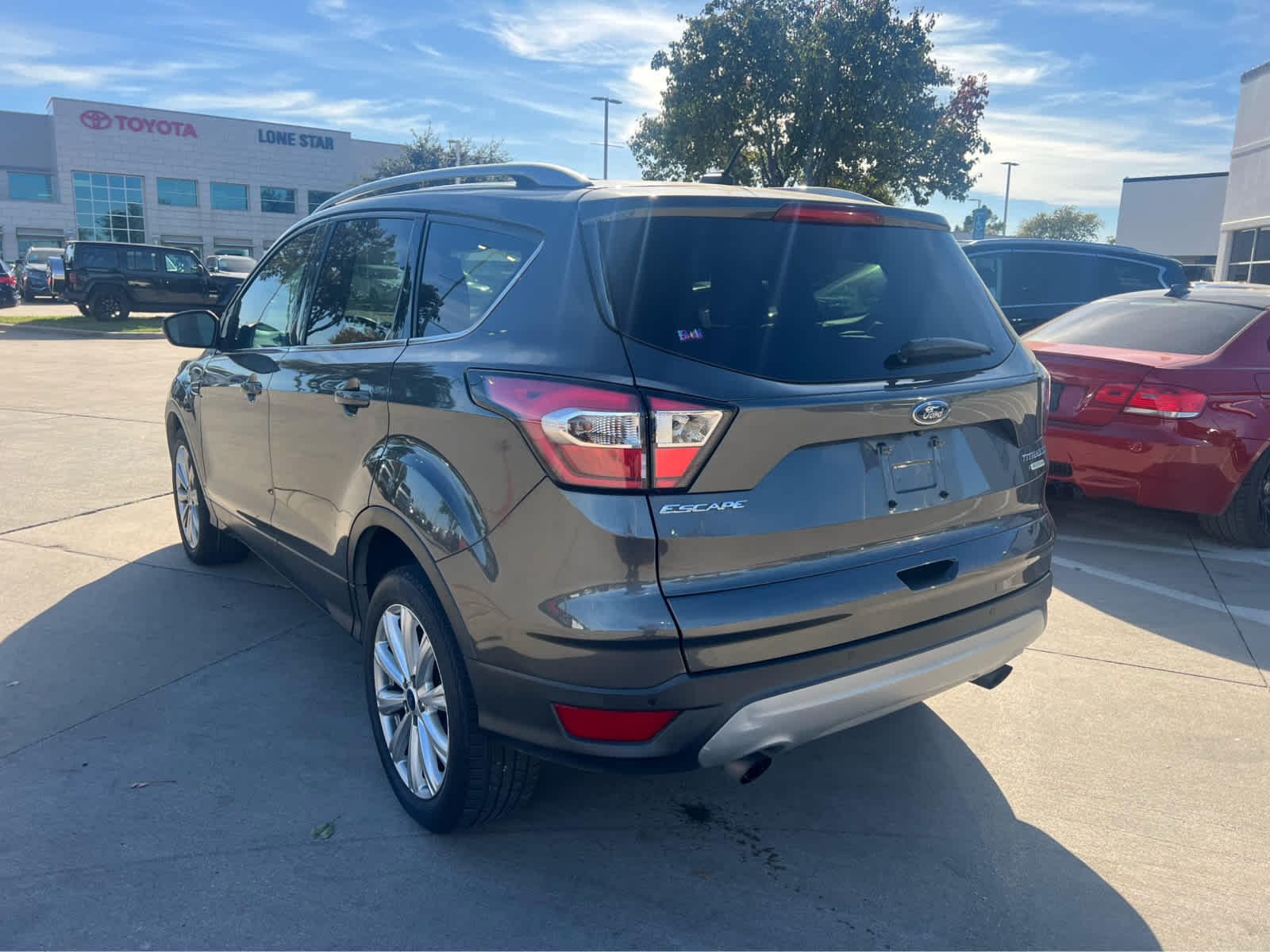 2017 Ford Escape Titanium photo 2