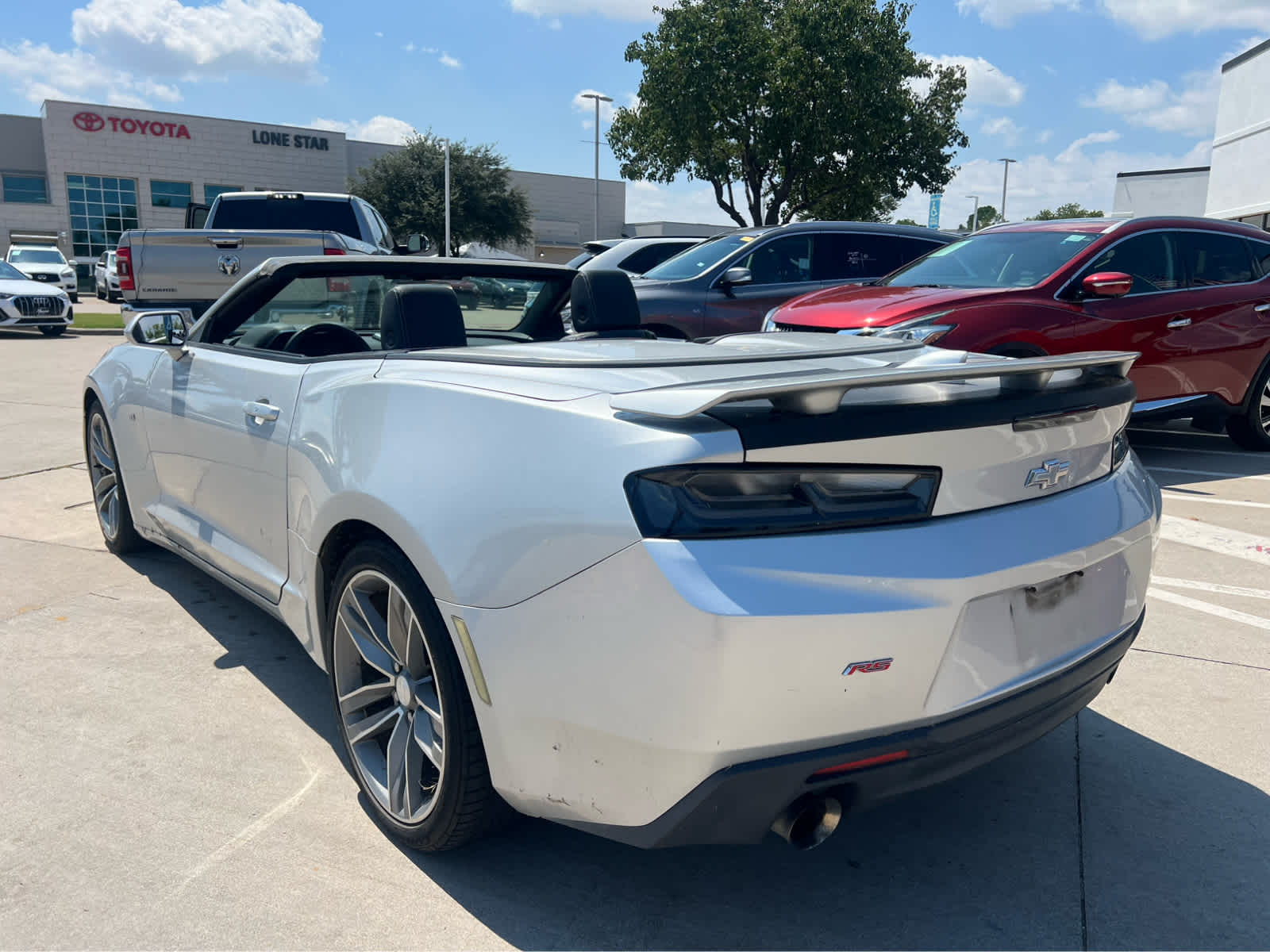 2017 Chevrolet Camaro 1LT photo 2