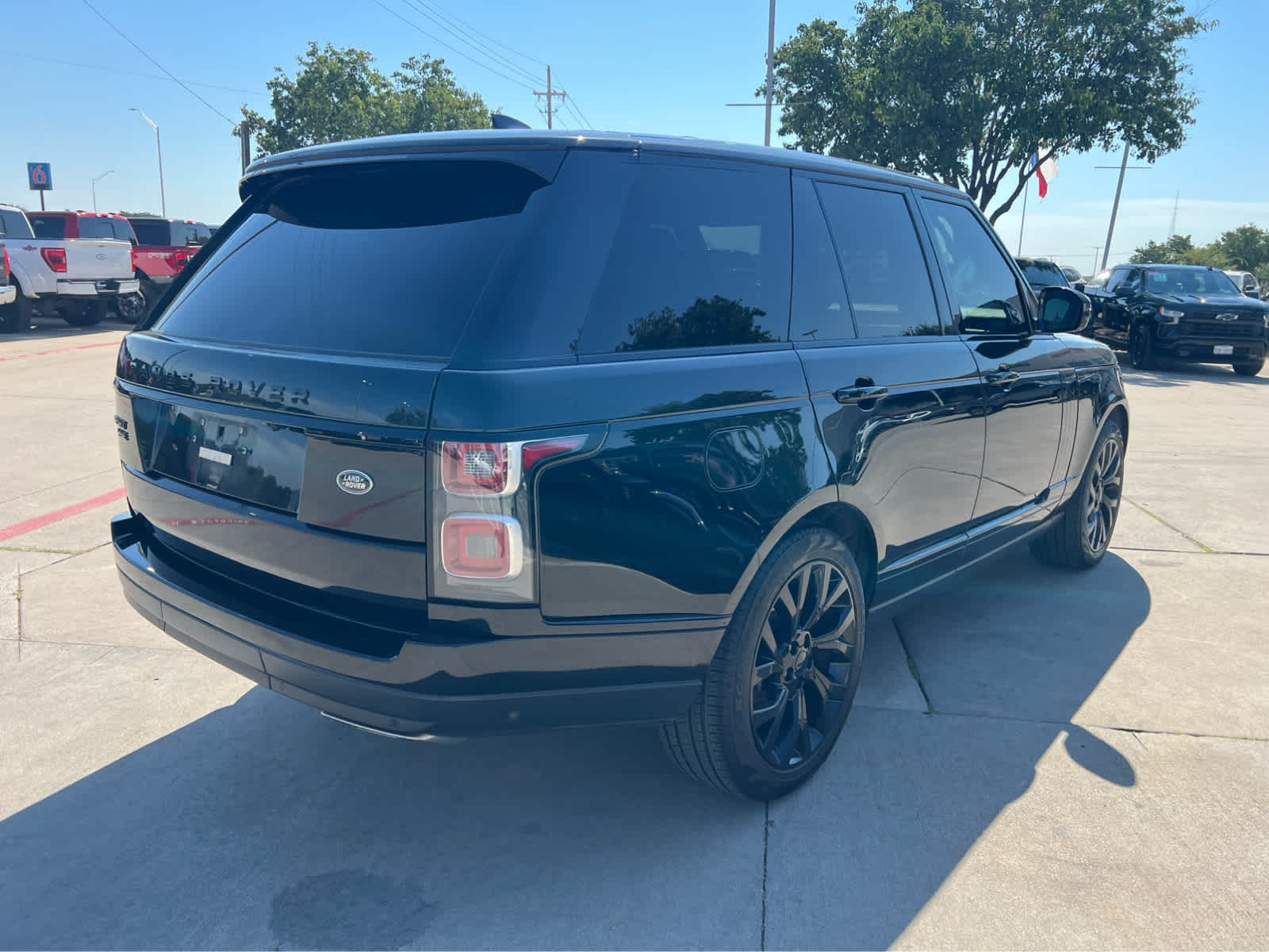 2022 Land Rover Range Rover HSE Westminster Edition photo 3