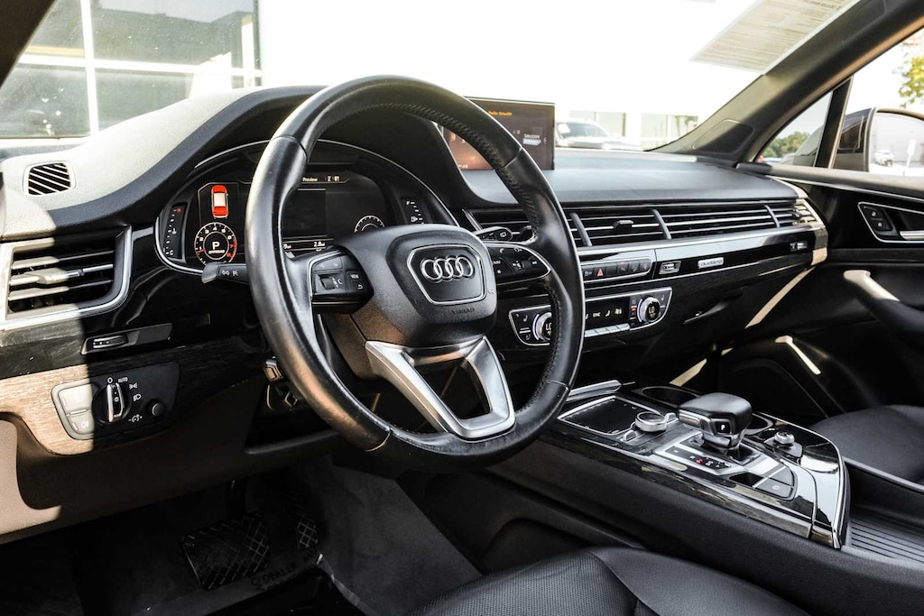 Used 2017 Audi Q7 Premium Plus SUV