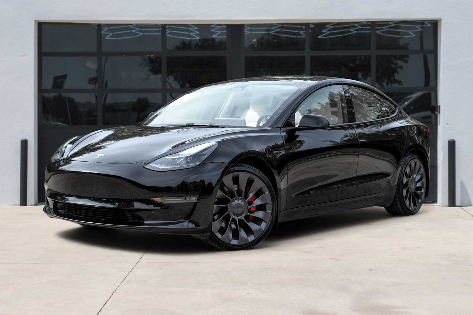 2022 Tesla Model 3 Performance's photo