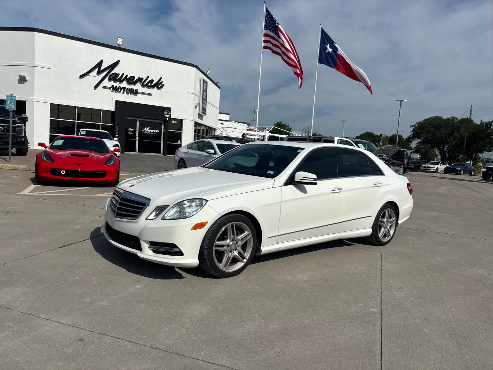 2013 Mercedes-Benz E-Class E350 Luxury's photo