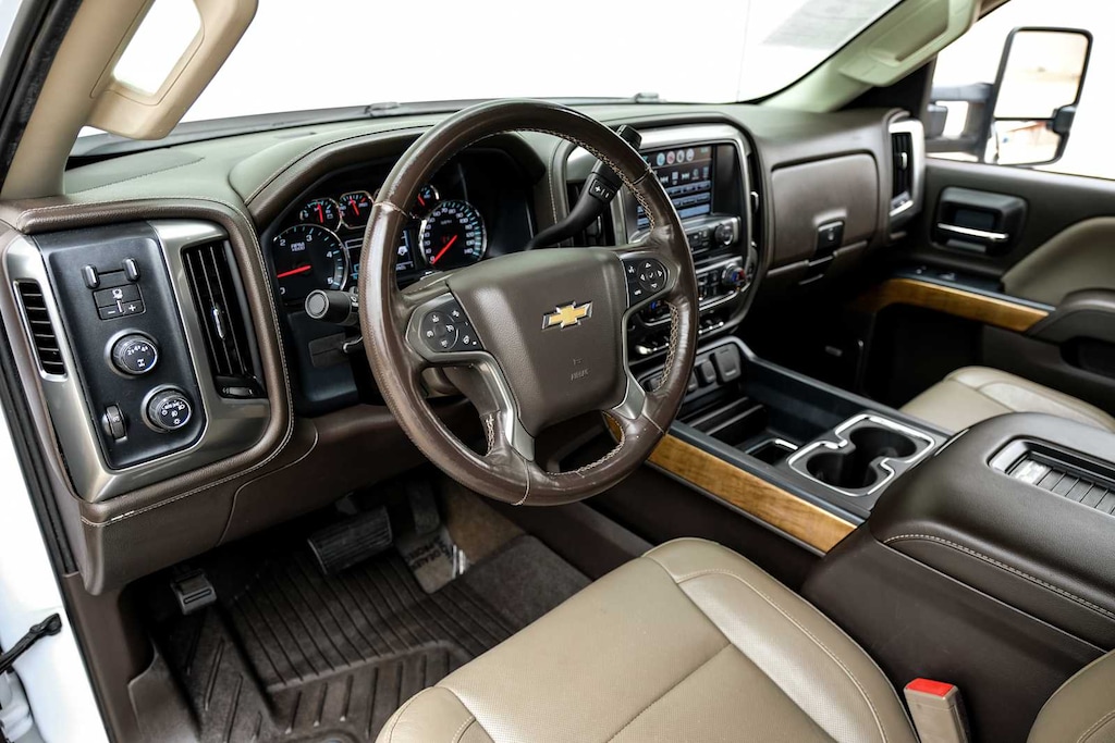 Used 2018 Chevrolet Silverado 3500HD LTZ 4WD Crew Cab 167.7 Truck