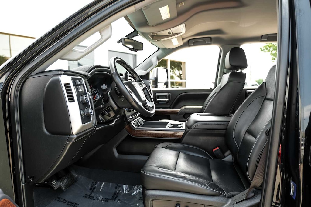 Used 2019 GMC Sierra 2500HD SLT 4WD Crew Cab 153.7 Truck