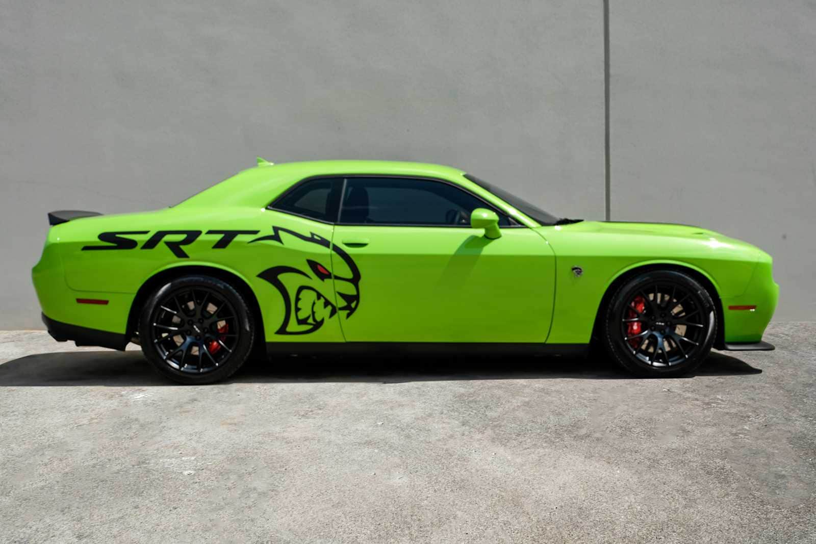 2015 Dodge Challenger SRT - Photo 7