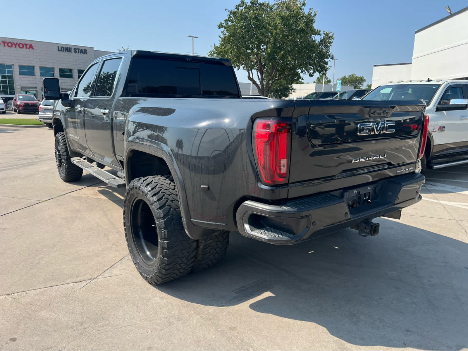 2020 Gmc Sierra Denali photo 2