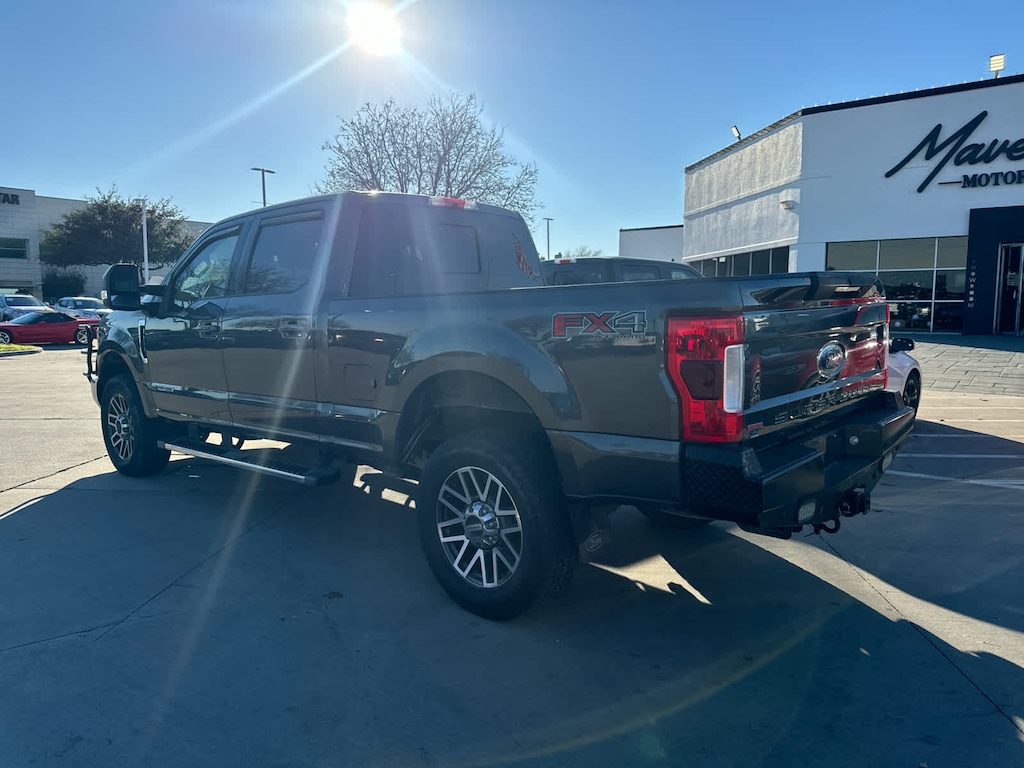Used 2019 Ford Super Duty F-250 SRW Lariat 4WD Crew Cab 6.75 Box Truck