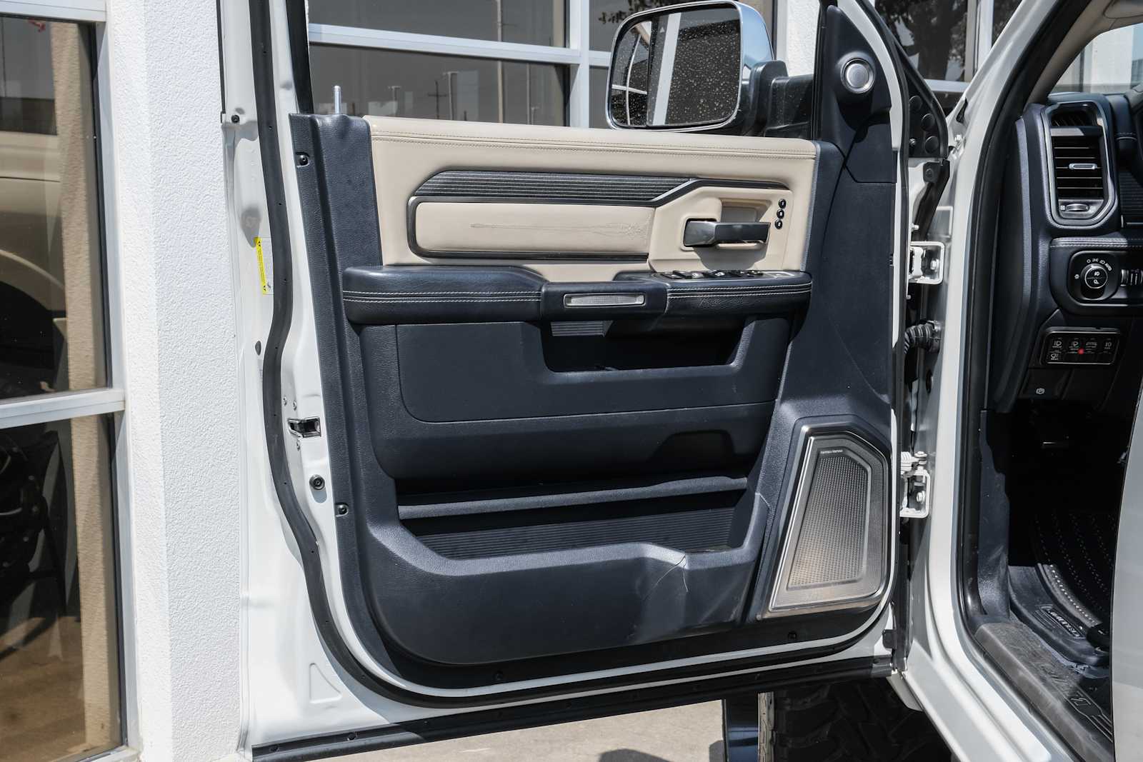 2019 RAM Ram 2500 Pickup Laramie Limited - Photo 39