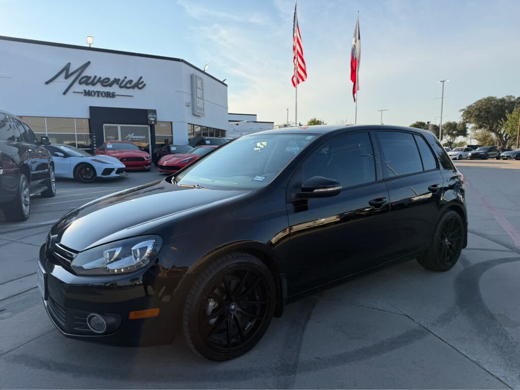 Used 2013 Volkswagen Golf TDI w/Tech Pkg Sedan