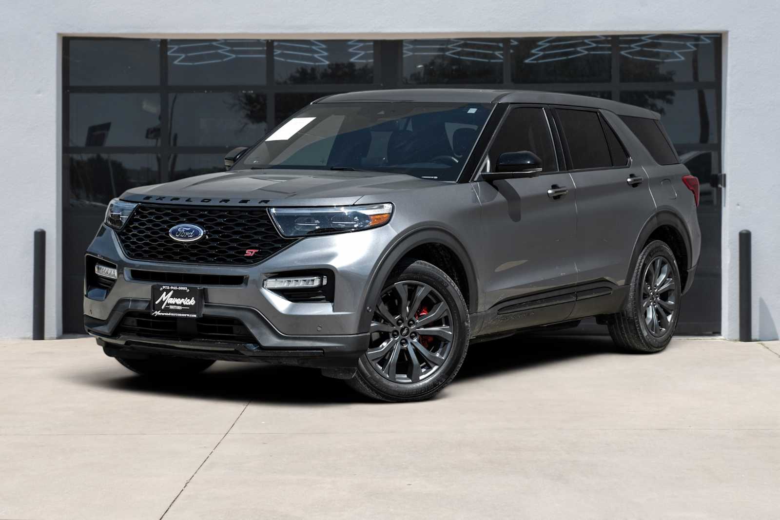 2021 Ford Explorer ST 4WD's photo