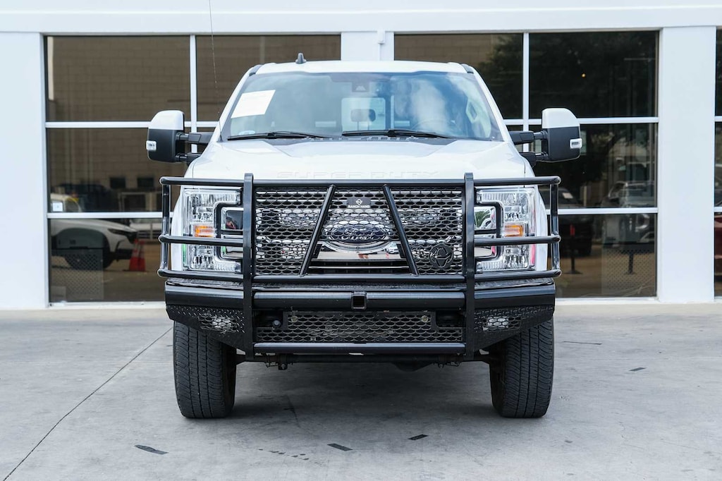 Used 2019 Ford Super Duty F-250 Pickup Lariat 4WD Crew Cab 6.75 Box Truck