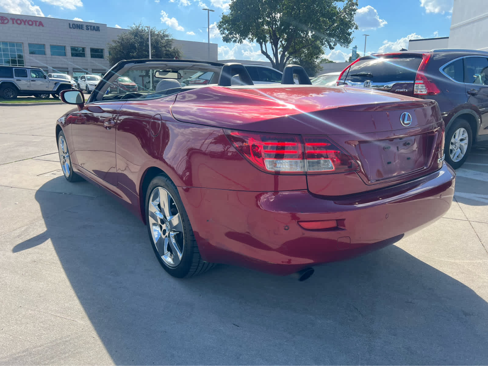 2011 Lexus IS 250C photo 2