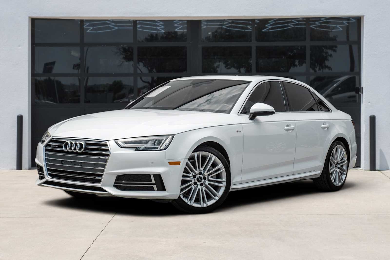 2017 Audi A4 2.0T quattro S tronic Premium Plus's photo