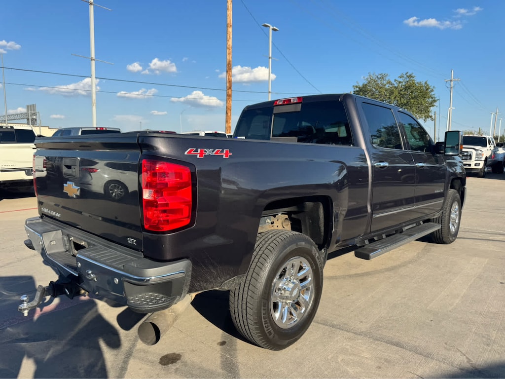 Used 2016 Chevrolet Silverado 2500HD LTZ 4WD Crew Cab 153.7 Truck