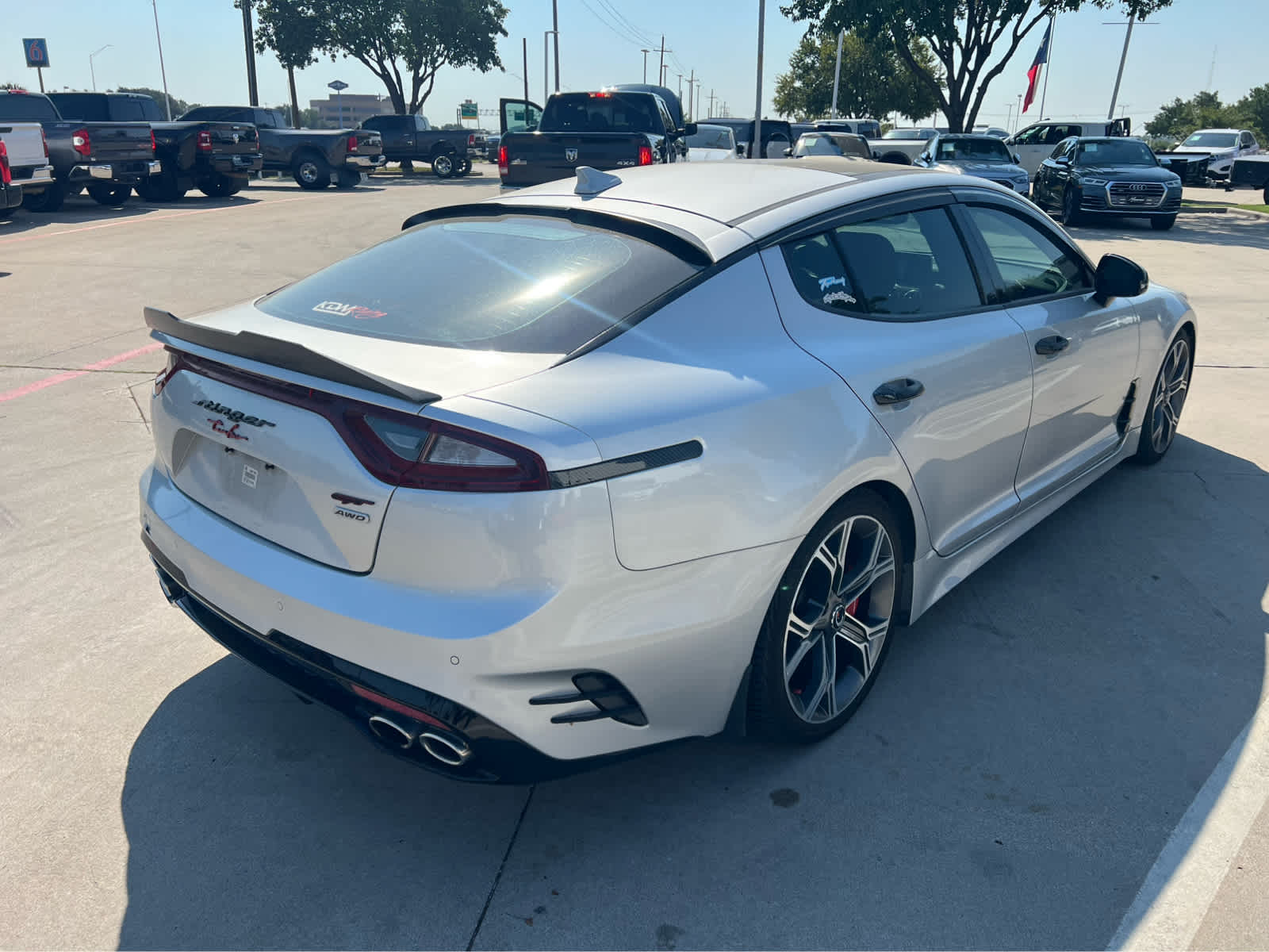 2018 Kia Stinger GT1 photo 3