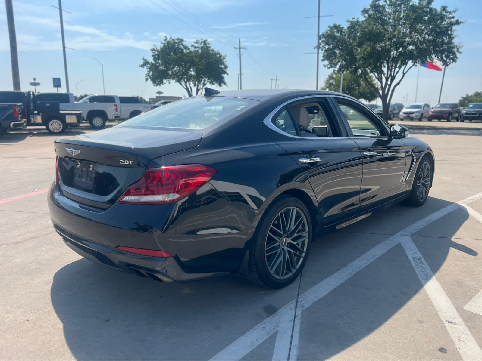 2019 Genesis G70 2.0T Advanced photo 3