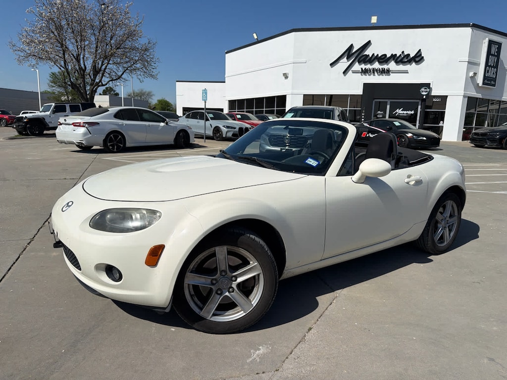 Used 2008 Mazda MX-5 Miata Sport Convertible