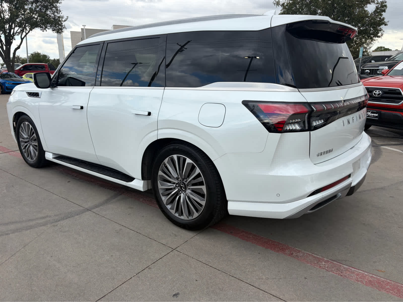 Used 2025 INFINITI QX80 Luxe SUV