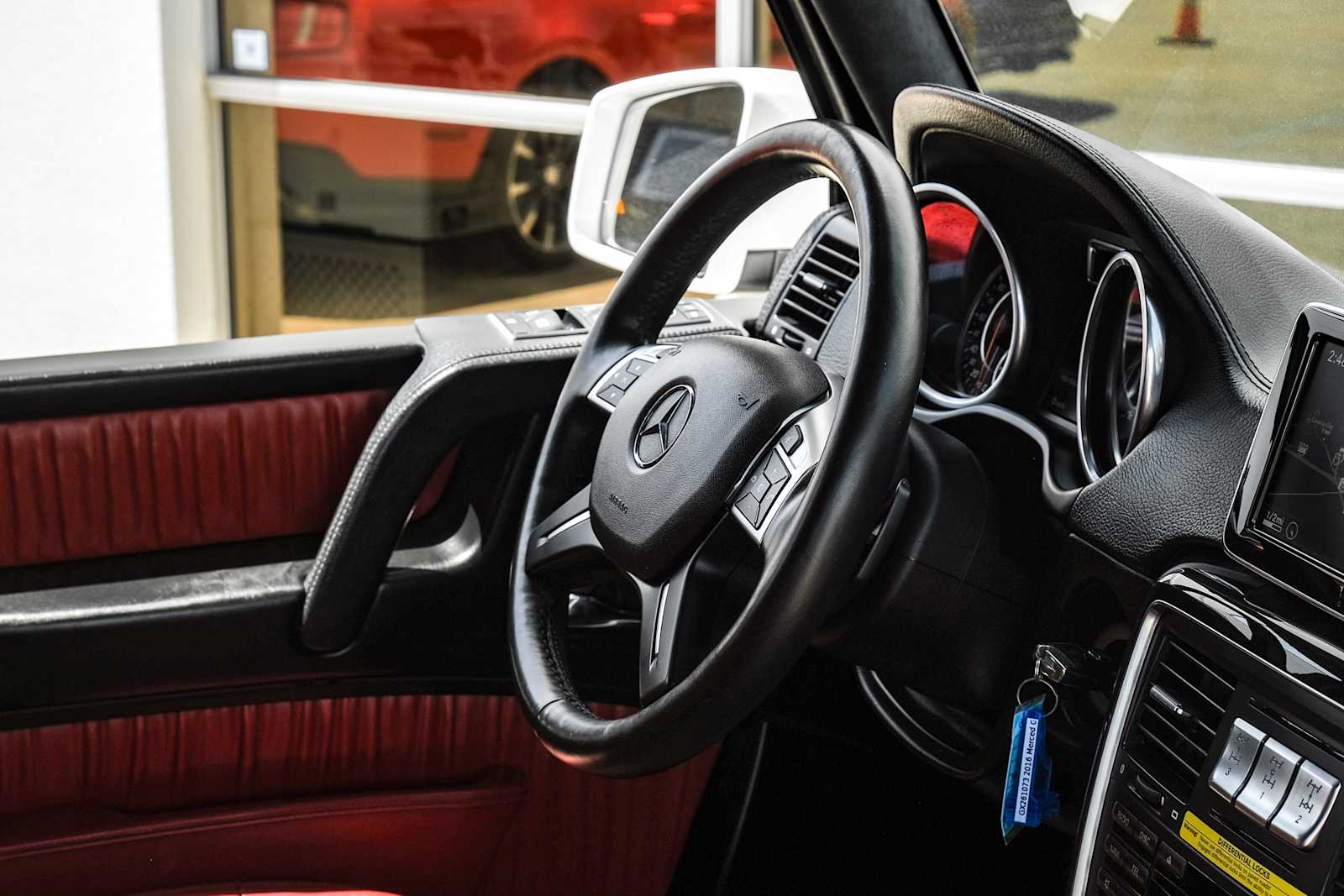 2016 Mercedes-Benz G-Class AMG G63 - Photo 14