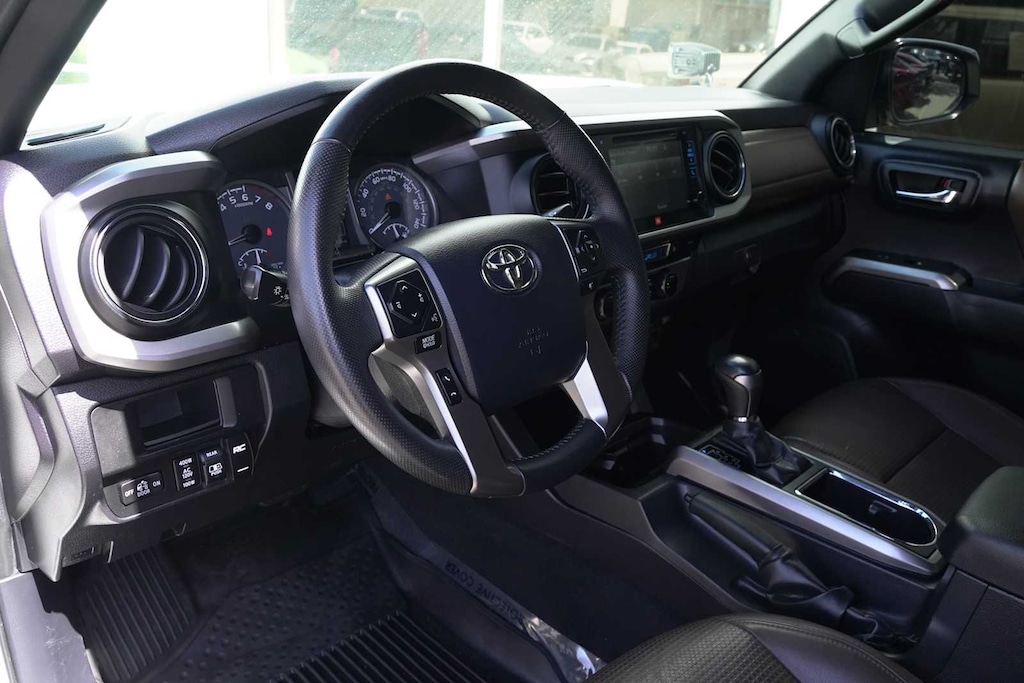 Used 2017 Toyota Tacoma Limited Double Cab 5 Bed V6 4x4 AT (SE) Truck