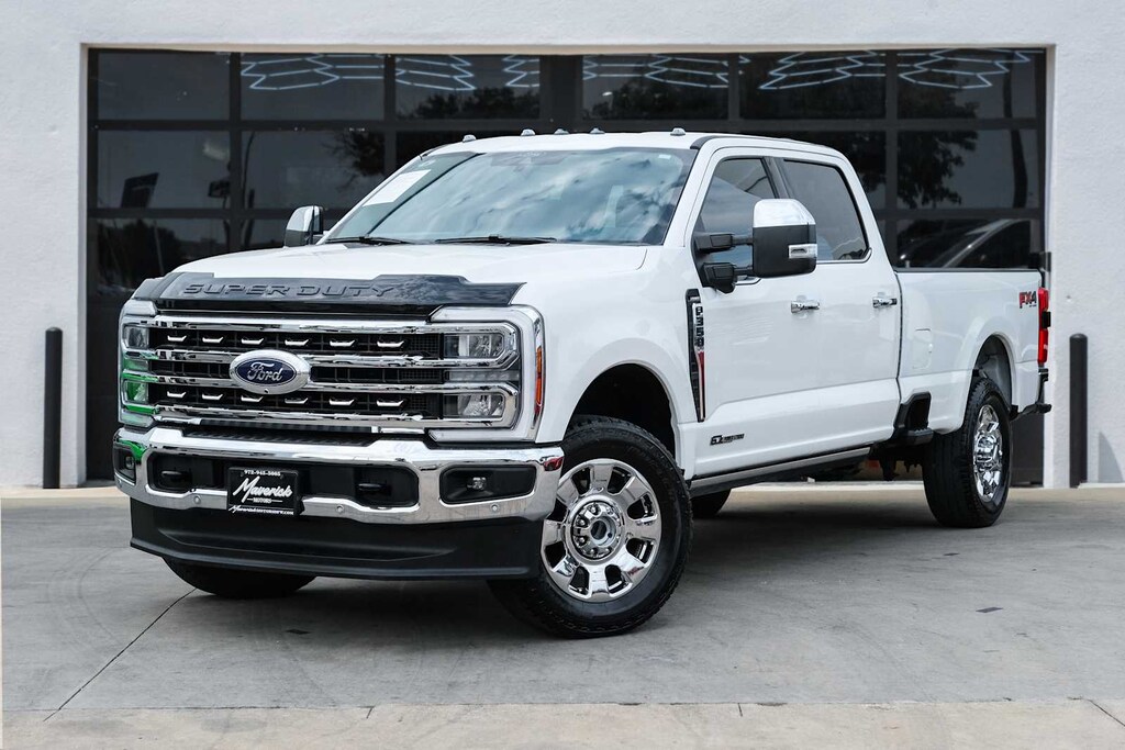 Used 2025 Ford Super Duty F-350 SRW Pickup Lariat 4WD Crew Cab 8 Box Truck