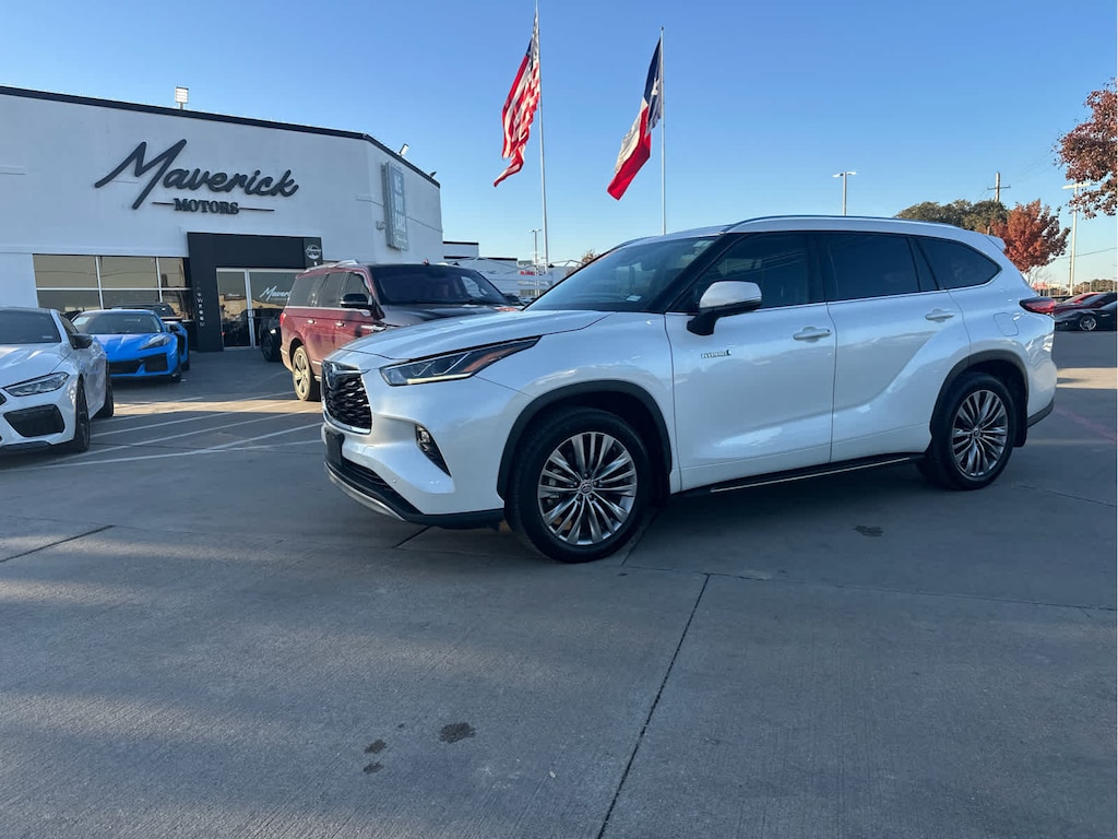 Used 2021 Toyota Highlander Hybrid Platinum SUV