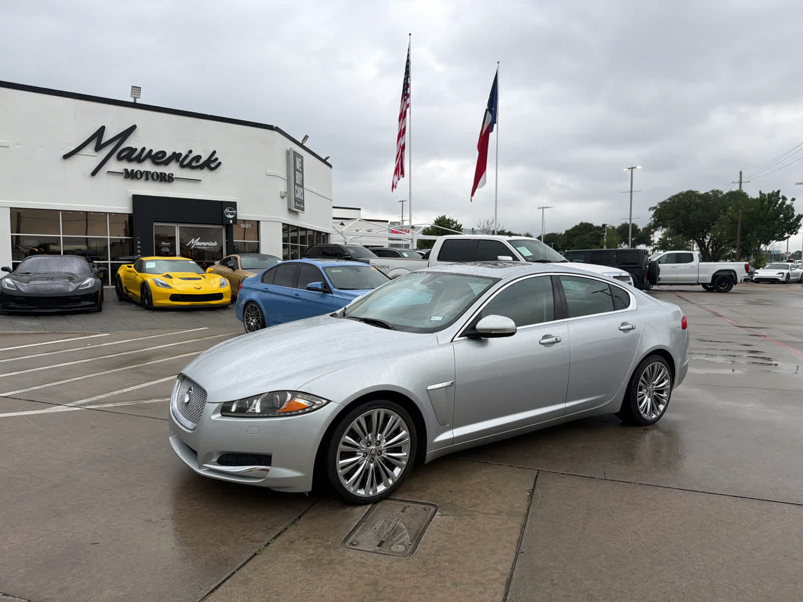 2012 Jaguar XF Portfolio's photo