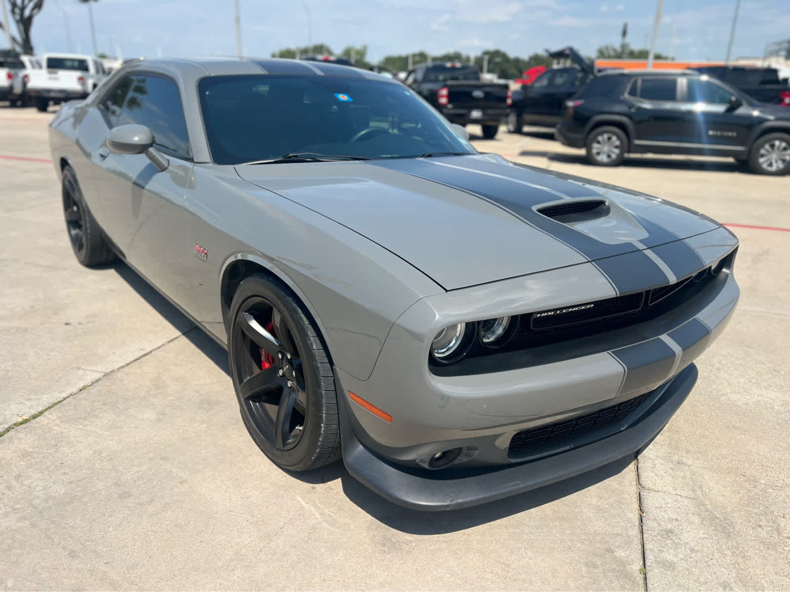 2018 Dodge Challenger SRT8 392 photo 2