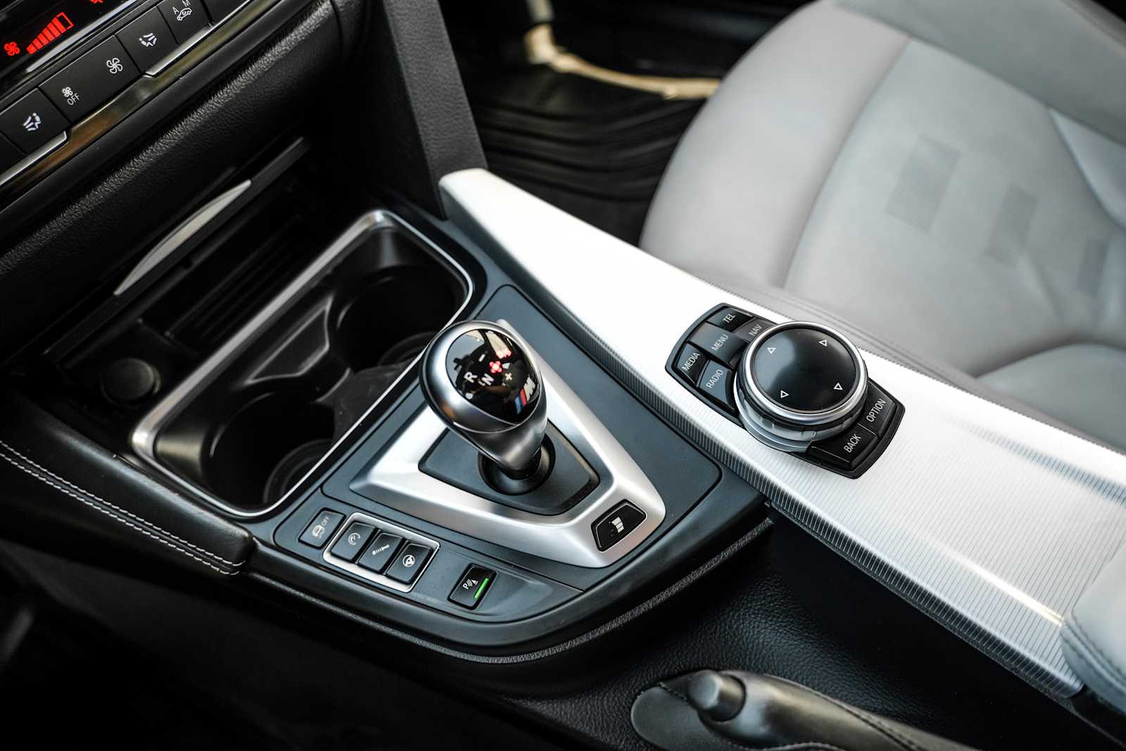 2015 BMW M3 Sedan Base - Photo 22