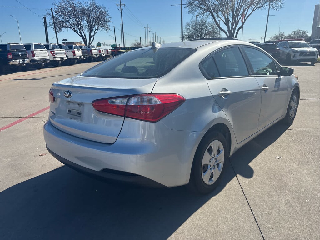 Used 2015 Kia Forte LX Sedan