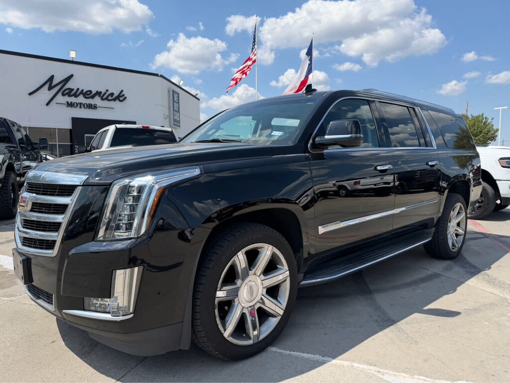 Used 2017 Cadillac Escalade ESV Luxury SUV