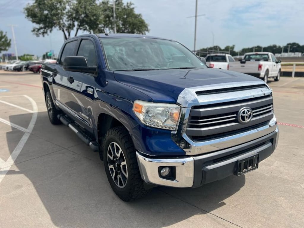 Used 2014 Toyota Tundra SR5 Crewmax 5.7L FFV V8 6-Spd AT CrewMax 5.7L FFV V8 6-Spd AT