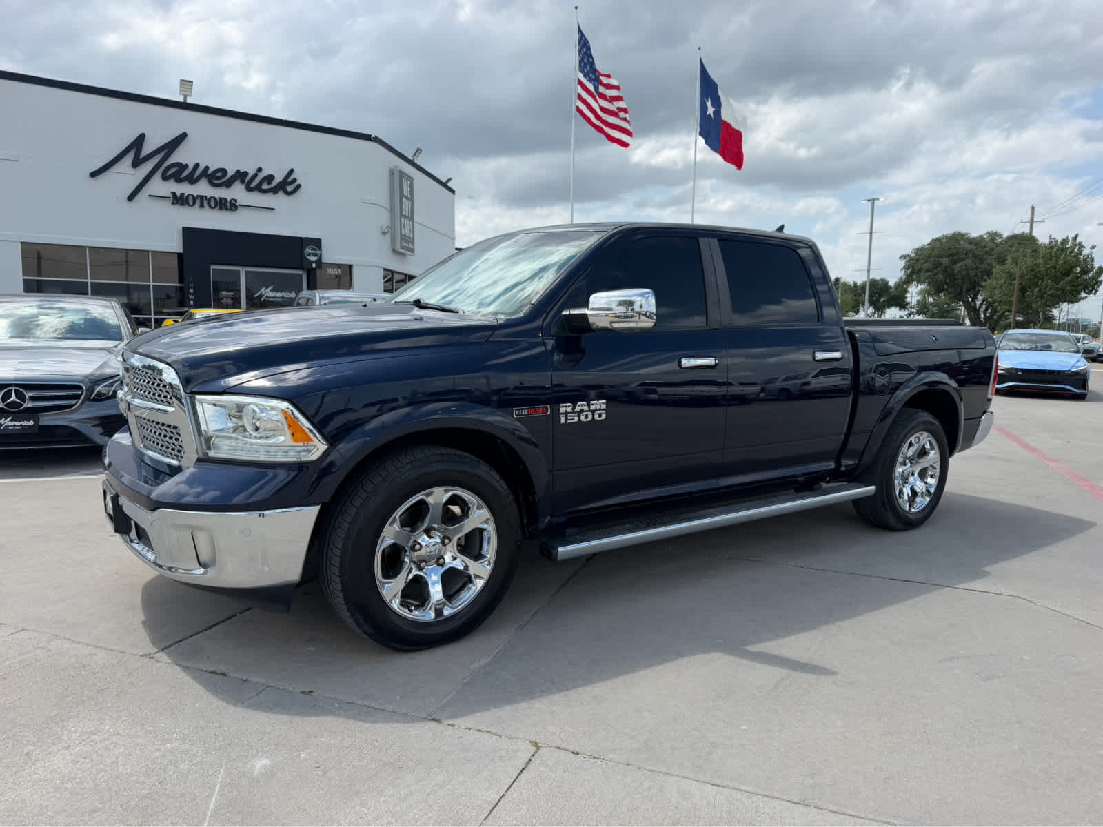 2015 RAM 1500 Laramie Crew Cab's photo
